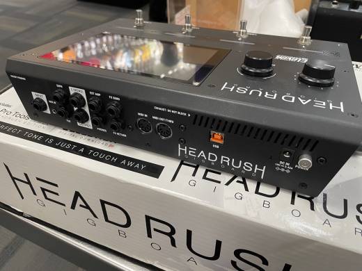 HeadRush Gigboard | Long & McQuade